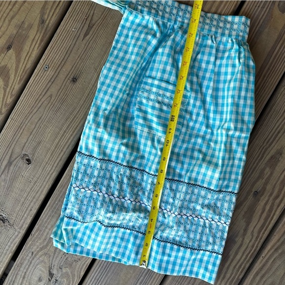 Vintage Gingham Blue White Half Apron Retro 50s Embroidery Border 2 Pockets - Picture 4 of 10